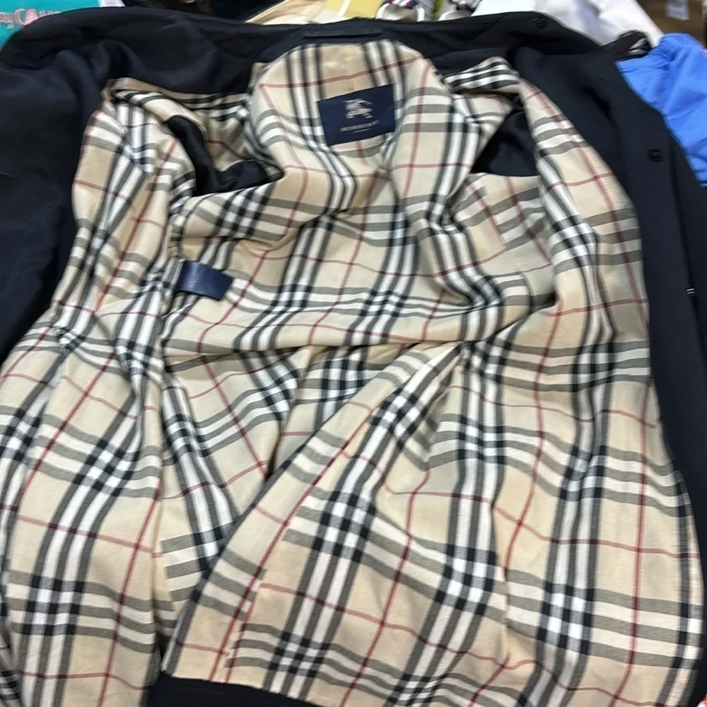Burberry London black fully lined with pockets full front button up trench coat - Picture 11 of 13